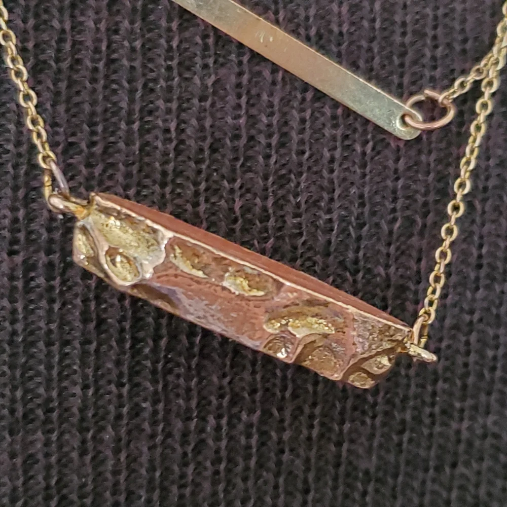 Copper tone two strand necklace with salmon colored marble look stone